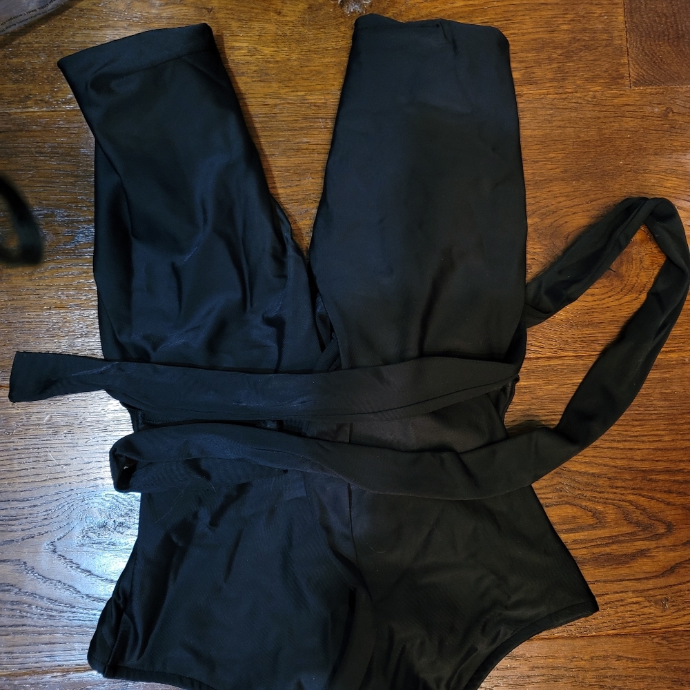 New Sports Illustrated body suit or bathing suit! Xs